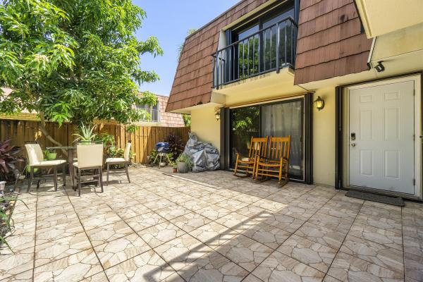 Sandalwood At Boynton Beach, 121 Buttonwood Ln, Boynton Beach, Florida 33436, image 2