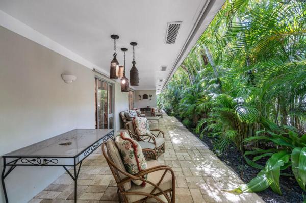 Hypoluxo Island, 823 W Marbella Ln W, Lantana, Florida 33462, image 1