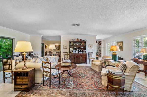 Hypoluxo Island, 823 W Marbella Ln W, Lantana, Florida 33462, image 2