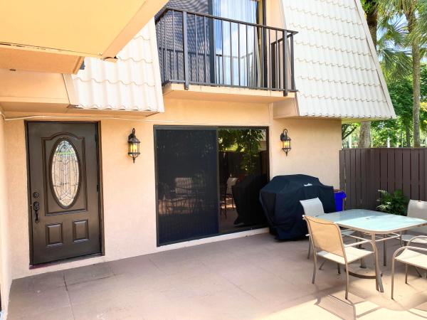 Village Of Sandalwood Lakes South, 5008 50th Way, West Palm Beach, Florida 33409, image 1