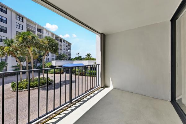 Palm Beach Harbour Club, 3545 S Ocean Blvd #207, South Palm Beach, Florida 33480, image 1
