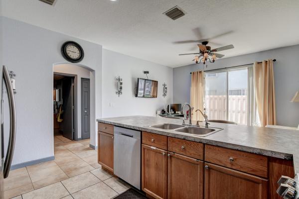 Tahoe At Lakes Of Laguna, 4284 Lake Lucerne Cir, West Palm Beach, Florida 33409, image 1