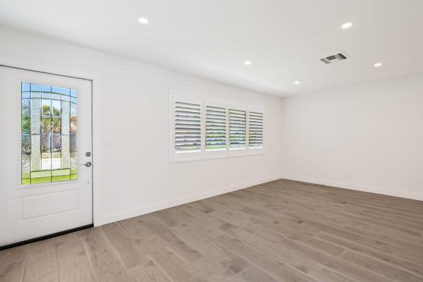 Lake Place, 117 Rutland Blvd, West Palm Beach, Florida 33405, image 2