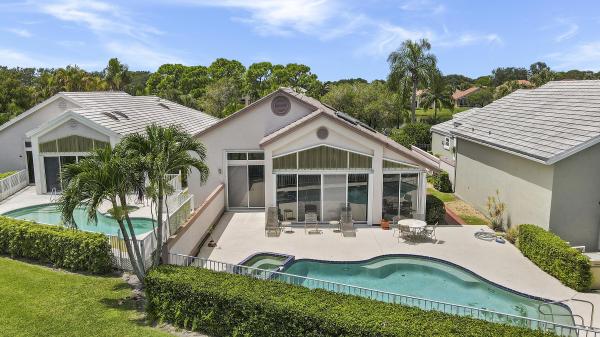 Eastpointe Country Club, 12842 Touchstone Pl, Palm Beach Gardens, Florida 33418, image 1