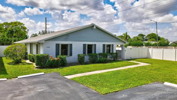 Walden Pond, 4386 Walden Cir, Lake Worth, Florida 33463, image 1