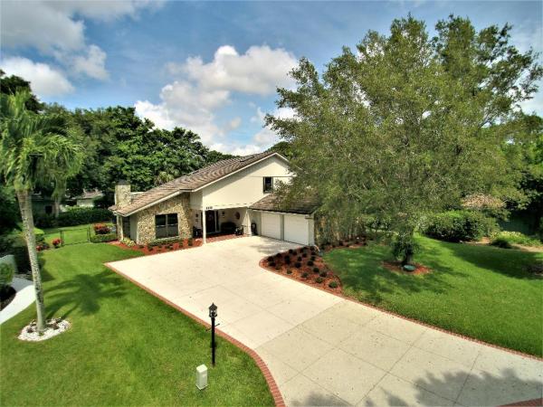 Shady Lakes, 3330 Pine Hill Trl, Palm Beach Gardens, Florida 33418, image 1