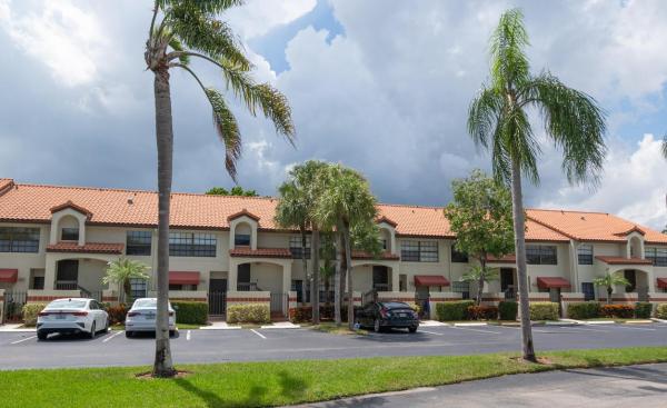 Republic Square, 204 Republic Ct, Deerfield Beach, Florida 33442, image 2