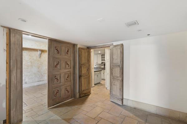 The Biltmore, 150 Bradley Pl #308, Palm Beach, Florida 33480, image 3