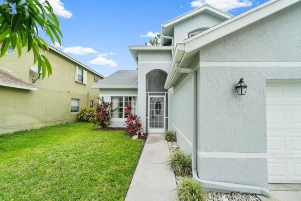 Whispering Pines, 145 Heatherwood Dr, Royal Palm Beach, Florida 33411, image 2