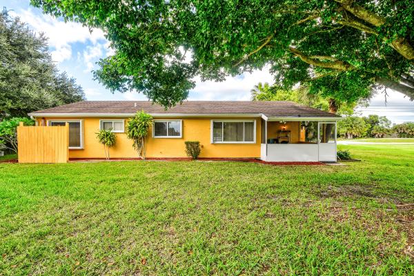 Sandhill Crossing, 2098 SE Tiffany St, Port St. Lucie, Florida 34952, image 2