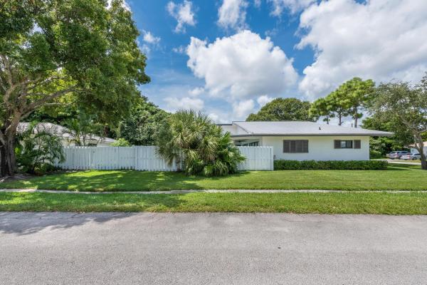 1130 SW 1st Way, Boca Raton, Florida 33486, image 1