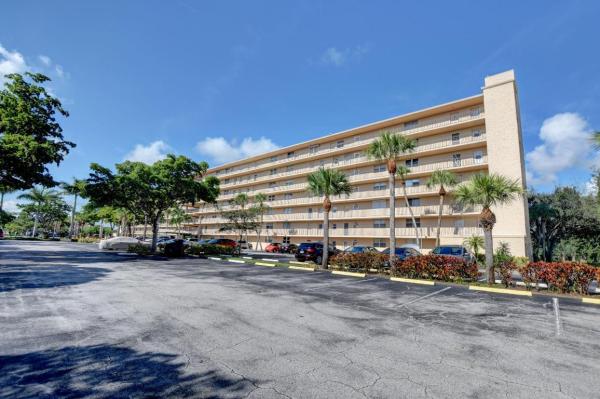 Boca Teeca, 5961 NW 2nd Ave #1100, Boca Raton, Florida 33487, image 1