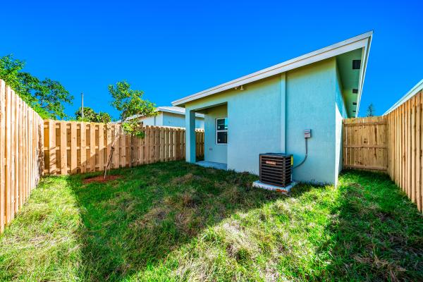 West Gate Estates, 3405 Saranac Ave, West Palm Beach, Florida 33409, image 1
