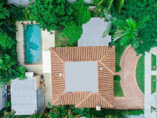 Almeria, 228 Almeria Rd, West Palm Beach, Florida 33405, image 2