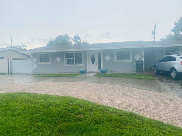 Lake Belvedere Estates, 635 Casper Ave, West Palm Beach, Florida 33413, image 1