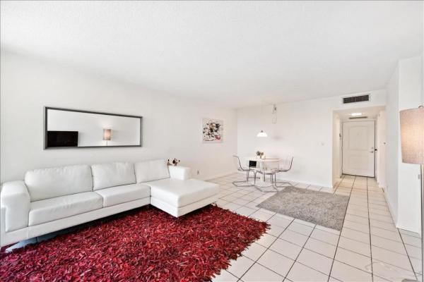 Arlen House East, 100 Bayview Dr #423, Sunny Isles Beach, Florida 33160, image 1