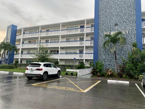 Newport, 4106 Newport U, Deerfield Beach, Florida 33442, image 1