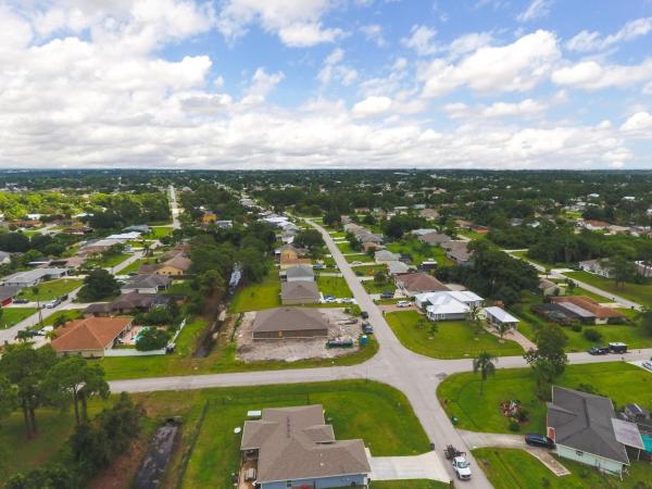 Floresta Pointe, 367 SE Fallon Dr, Port St. Lucie, Florida 34983, image 1