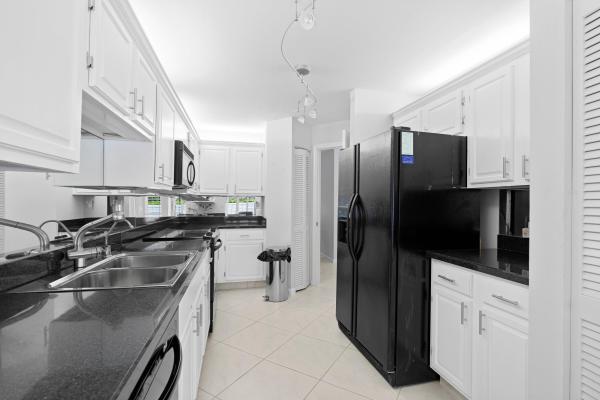 Cypress Point Villas Of Boca West Country Club, 20501 Linksview Way, Boca Raton, Florida 33434, image 2