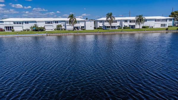 Leisureville Lake, 1114 Lake Ter #209, Boynton Beach, Florida 33426, image 1