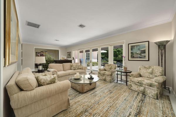 19 Country Rd S, Village Of Golf, Florida 33436, image 3