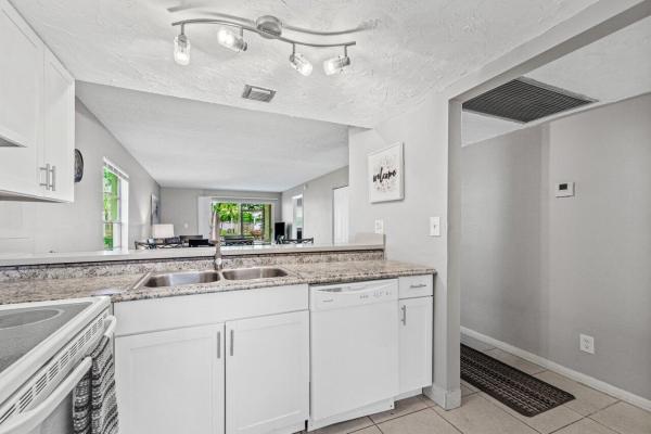 Sherwood Gardens, 905 Southridge Rd #101A, Delray Beach, Florida 33444, image 1