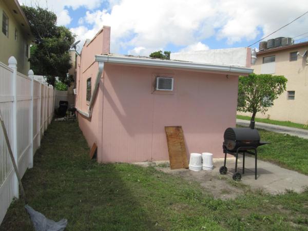 Lake Worth Town, 8 S C St, Lake Worth Beach, Florida 33460, image 1