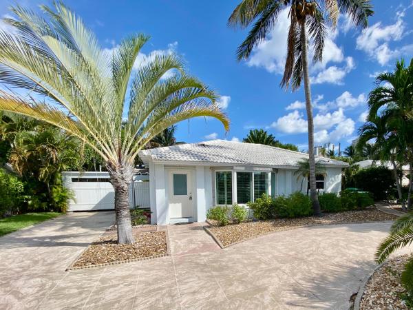 Palm Beach Shores Residential, 1140 Beach Rd, Palm Beach Shores, Florida 33404, image 1