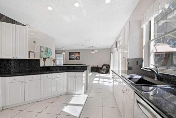 Sand Hills Village, 6142 Sand Hills Cir, Lake Worth, Florida 33463, image 1