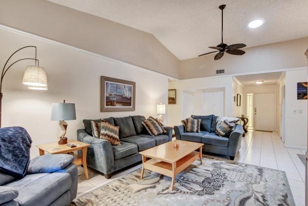 Poinciana Place Townhomes, 6991 Quince Ln, Lake Worth, Florida 33467, image 1