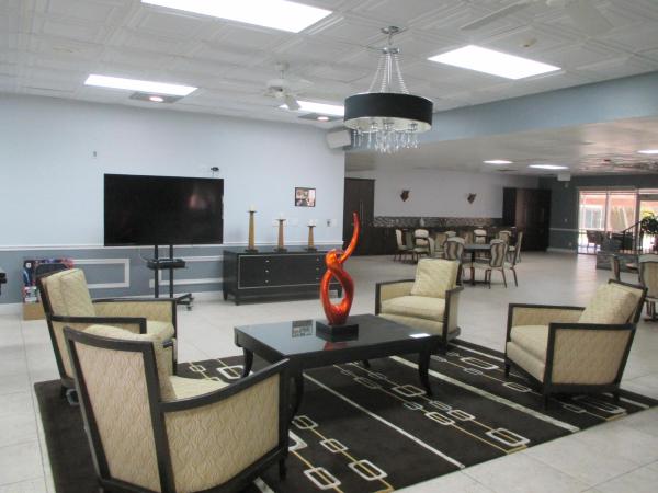 Golden Lakes Village, 124 Lake Olive Dr, West Palm Beach, Florida 33411, image 1