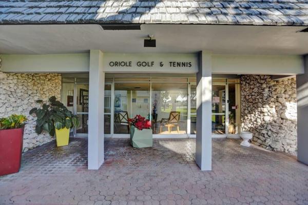 Oriole Golf & Tennis Club 1, 7787 Golf Circle Dr #210, Margate, Florida 33063, image 1