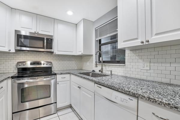 Hidden Harbour Of The Palm Beaches, 890 N Federal Hwy #102, Lantana, Florida 33462, image 1