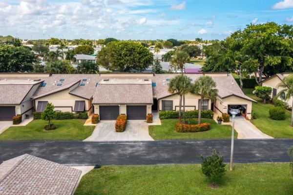 Ridgepointe Woods Villas, 9 Ridge Pointe Dr, Boynton Beach, Florida 33435, image 1