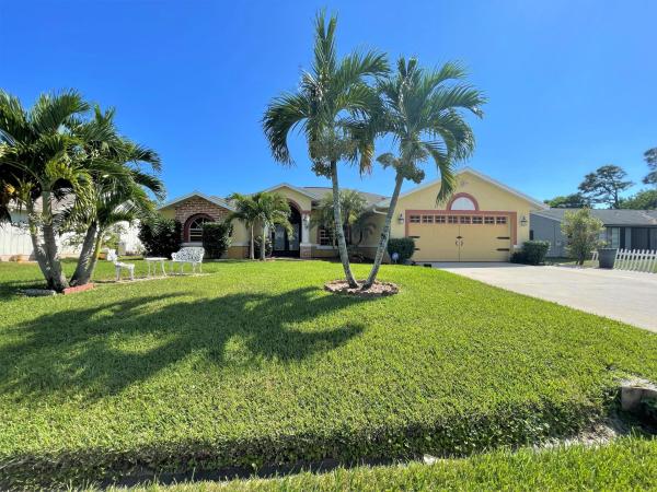 Floresta Pointe, 450 SE Guava Ter, Port St. Lucie, Florida 34983, image 2