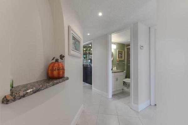 Vista Marina, 302 Lake Shore Dr #9, Lake Park, Florida 33403, image 1