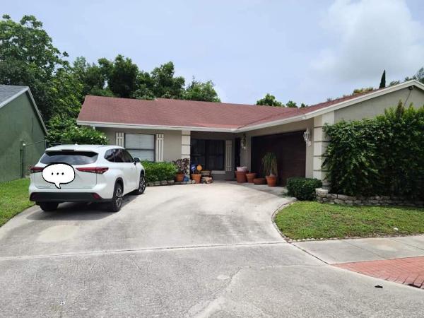 Lantana Homes, 6016 Triphammer Rd, Lake Worth, Florida 33463, image 1