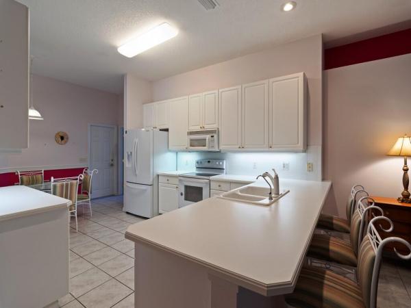 Isle Of Capri, 599 NW Lambrusco Dr, Port St. Lucie, Florida 34986, image 2