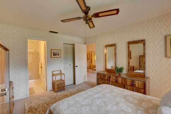 Greenleaf At Whisper Walk, 18742 Argosy Dr, Boca Raton, Florida 33496, image 3