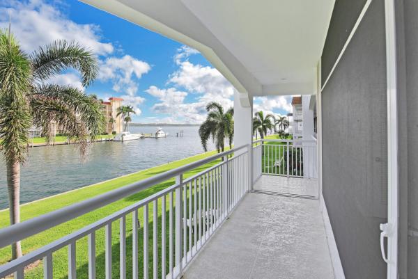 Shore Club, 111 Shore Ct #204, North Palm Beach, Florida 33408, image 1