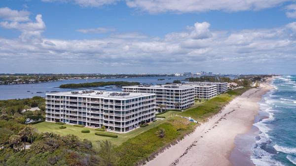 2100 At Sloan's Curve, 2100 S Ocean Blvd, Palm Beach, Florida 33480, image 1
