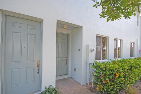 Thousand Oaks, 3123 Laurel Ridge Cir, Riviera Beach, Florida 33404, image 1