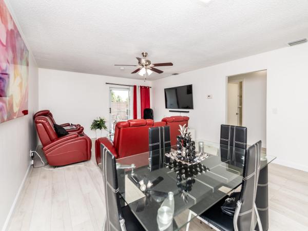 Kirkview, 3838 7th Ave N, Palm Springs, Florida 33461, image 2