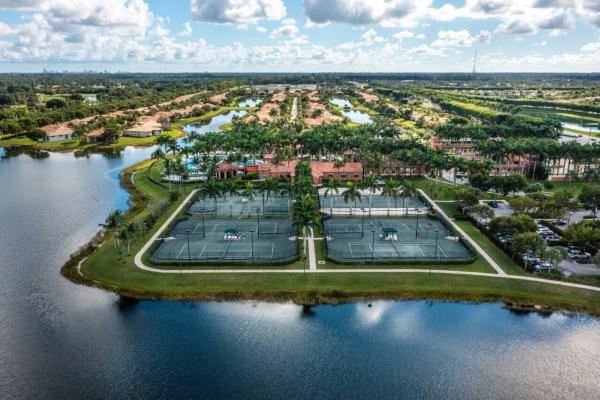 Buena Vida, 9170 Via Classico E, Wellington, Florida 33411, image 3