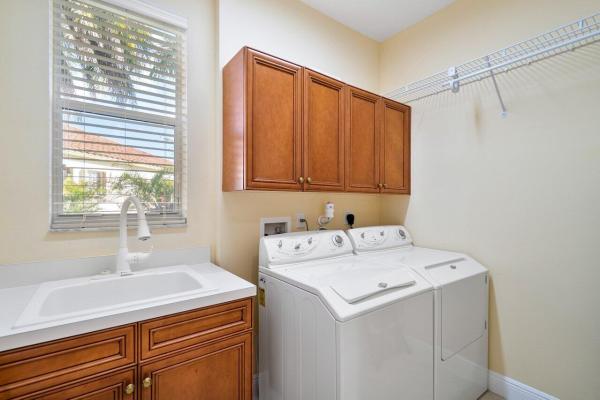 Buena Vida, 9170 Via Classico E, Wellington, Florida 33411, image 2