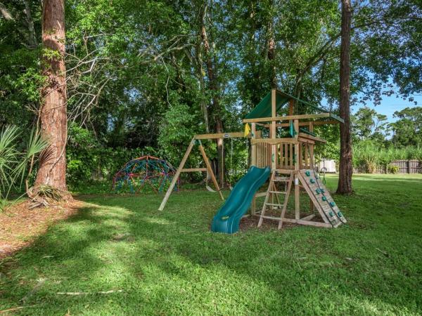 Pinewood East 2 Of Wellington, 12073 Old Country Rd N, Wellington, Florida 33414, image 1