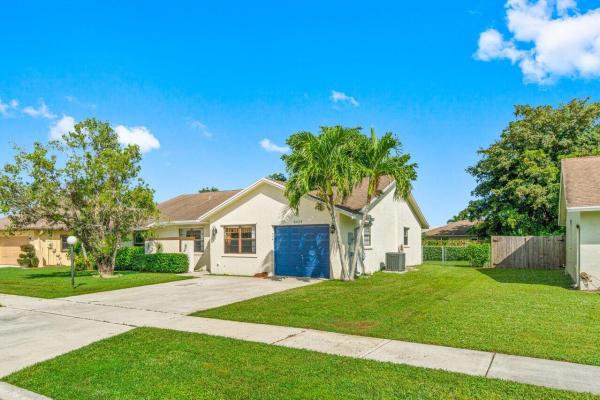 The Lakes Of Sherbrooke, 8425 Linden Way, Lake Worth, Florida 33467, image 1