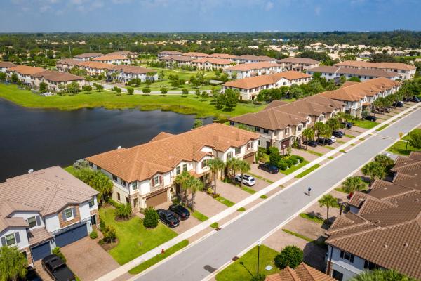 Cambria Parc, 12941 Anthorne Ln, Boynton Beach, Florida 33436, image 2