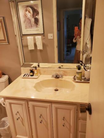 Bridgewood Townhouses At Boca West Country Club, 2703 Bridgewood Dr, Boca Raton, Florida 33434, image 1