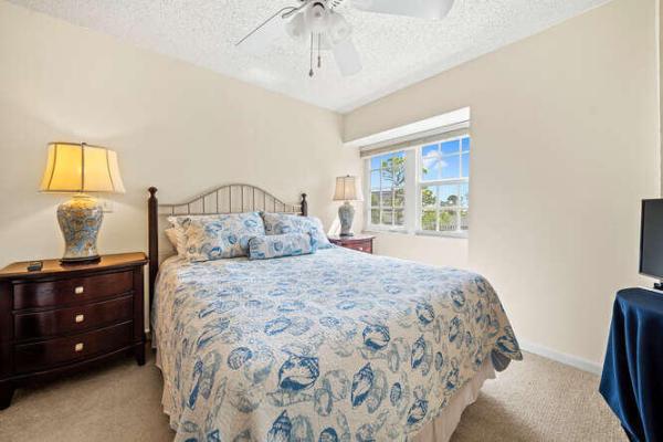 Winchester Courts, 11572 Winchester Dr, Palm Beach Gardens, Florida 33410, image 3